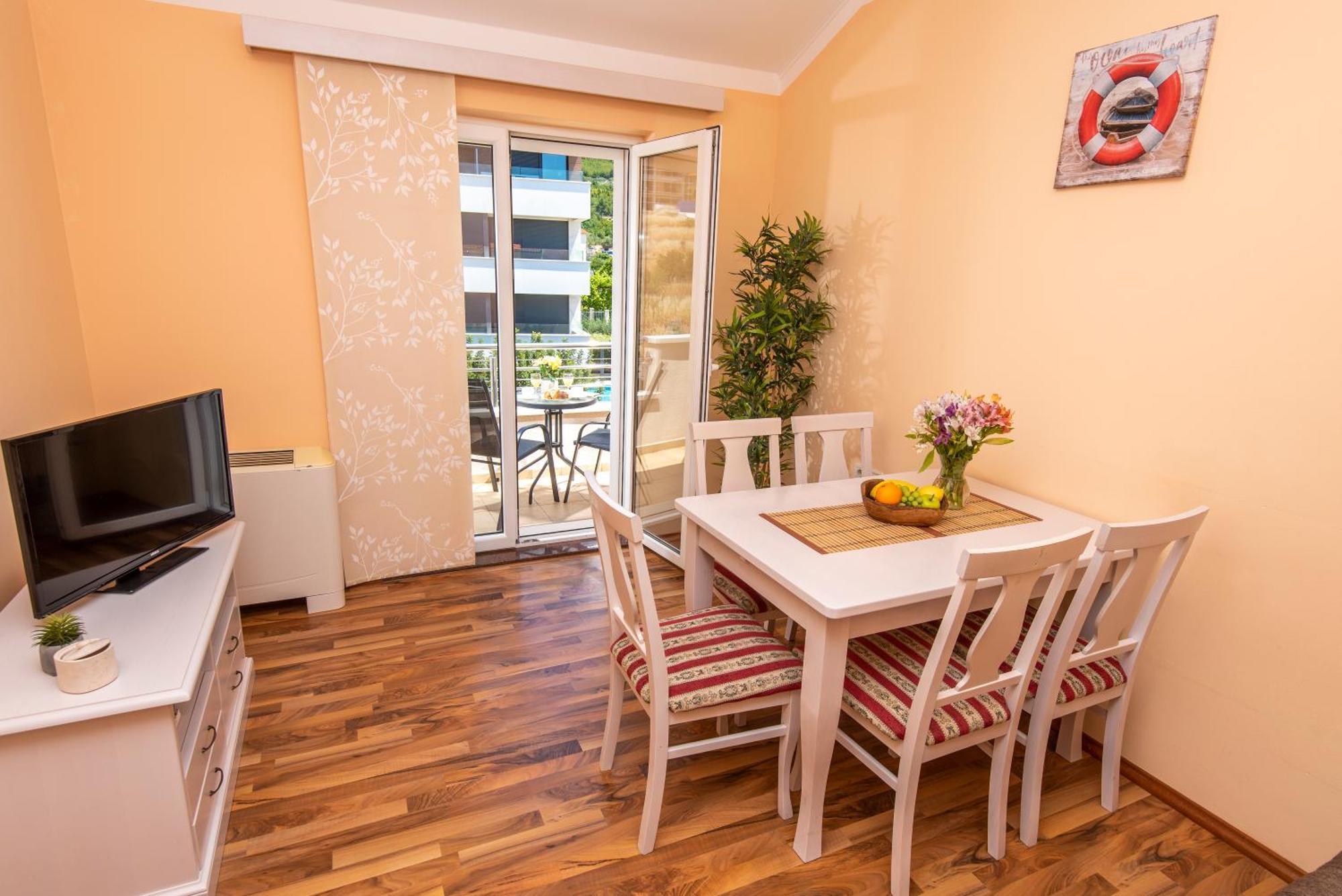 San Marian Apartments Ποντστράνα Δωμάτιο φωτογραφία